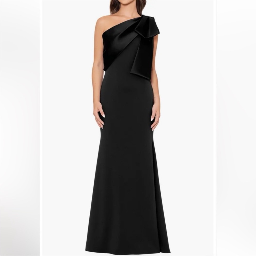 New Betsy & Adam Satin Bow Crepe Mermaid Gown, SIZE 12